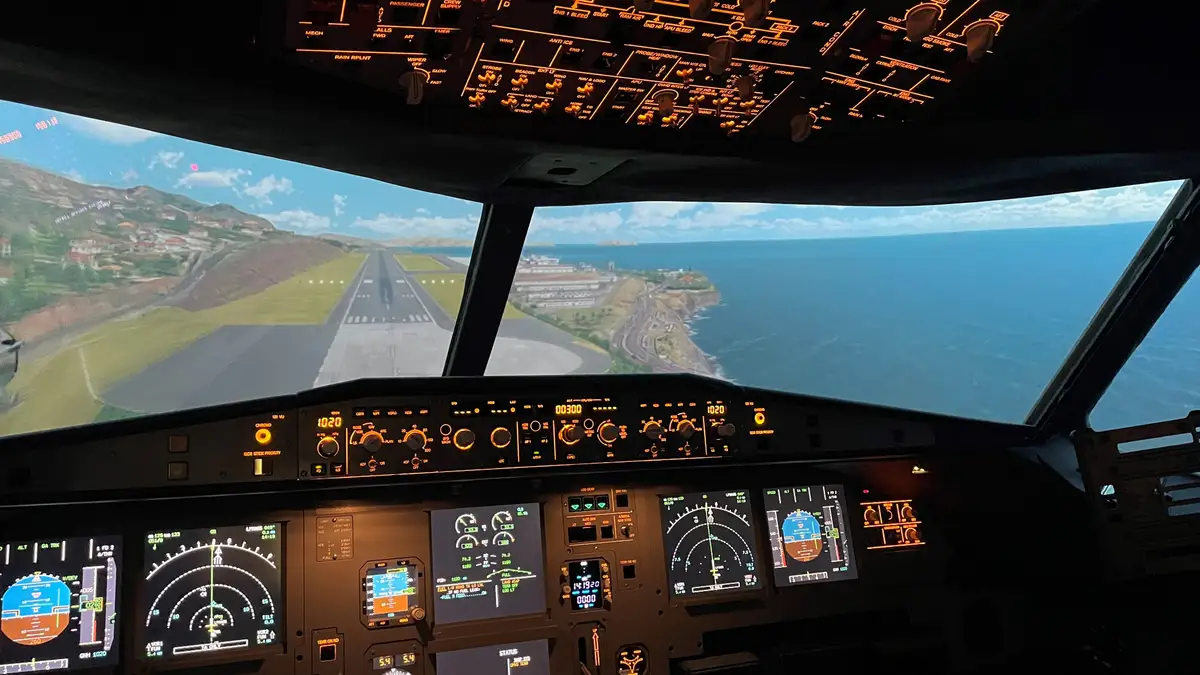 Photo du site web de Deeside Flight Training Limited
