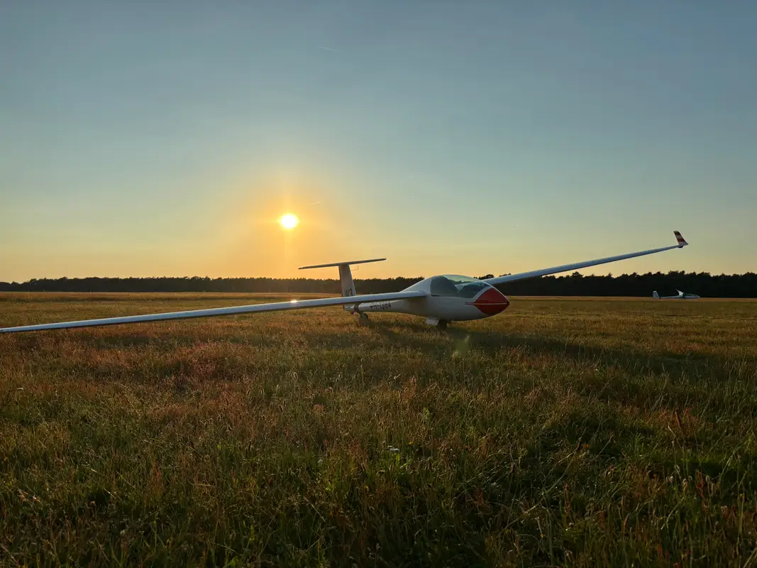 Photo from West Brabantse Aero Club - Radiotelephony - VFR only's website
