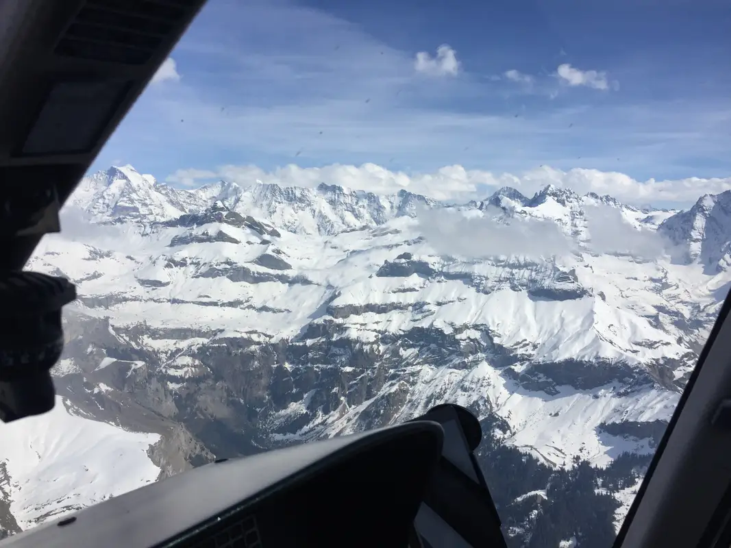 Foto del sitio web de Bear Helicopters