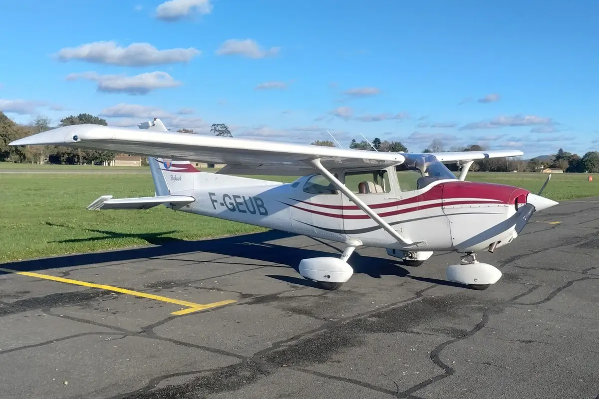 Photo from Aeroclub De Bergerac's website
