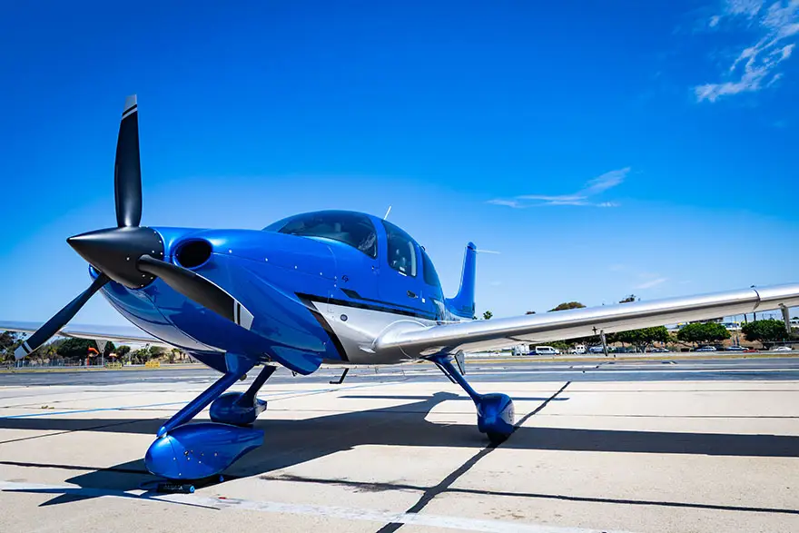 Foto von der Website von CalAir Aviation
