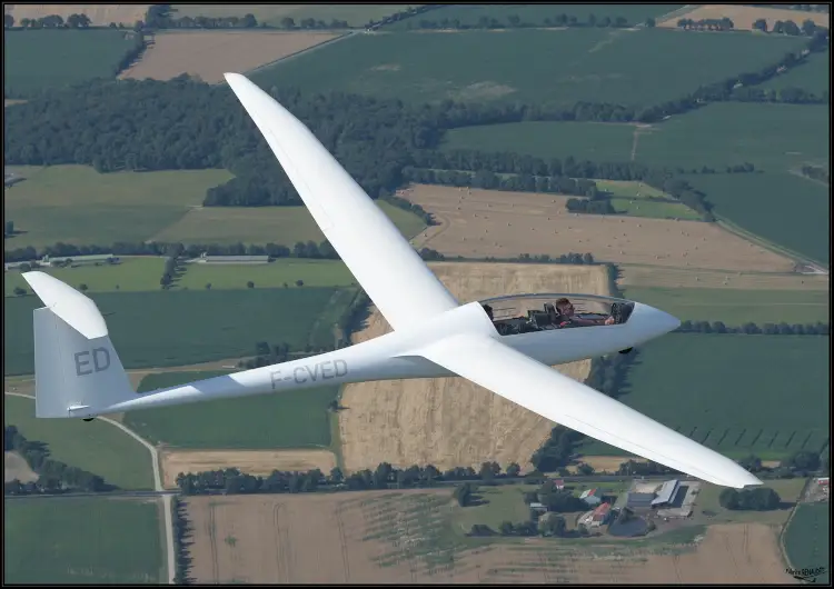 Photo from Planeur Montaigu Vendee's website