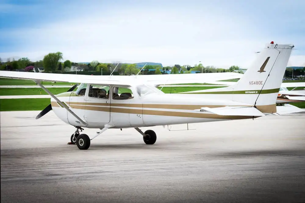 Photo from Colgan Air Services's website