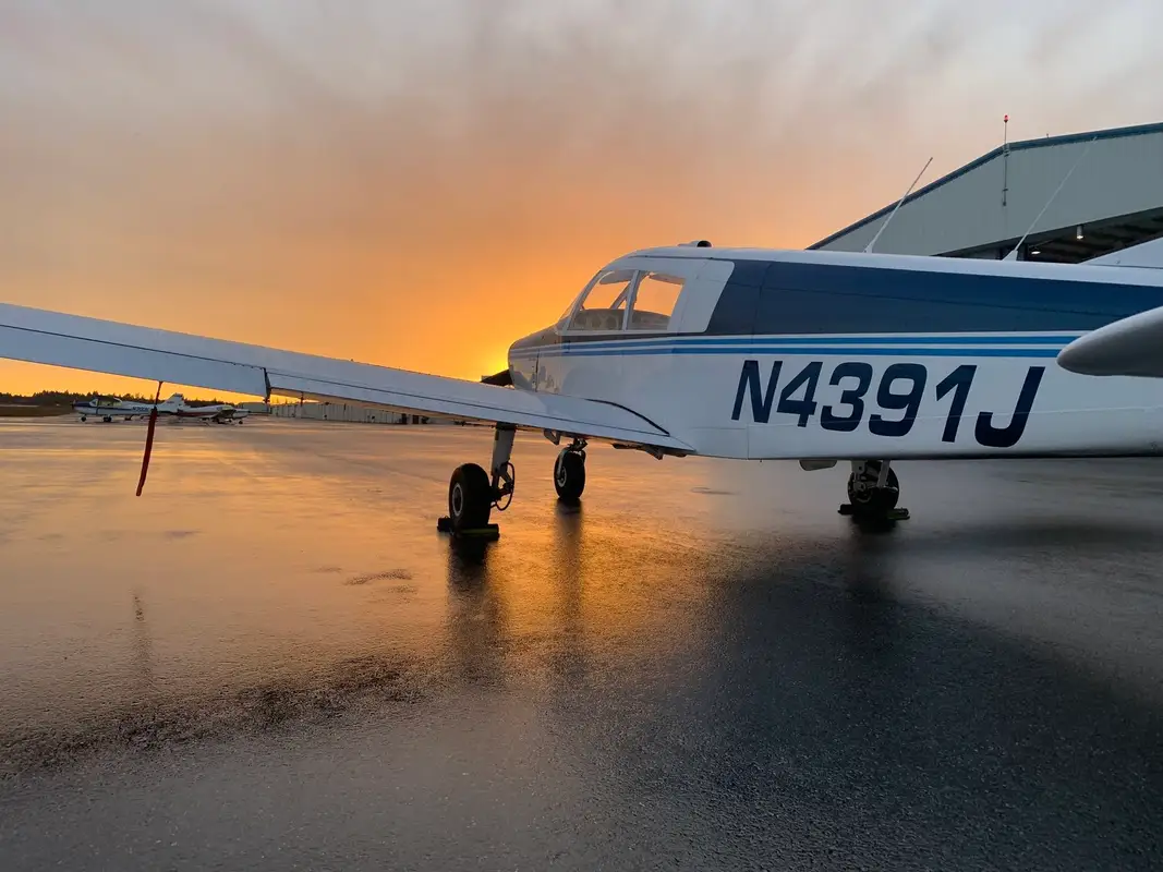 Photo from Avian Flight Center INC's website