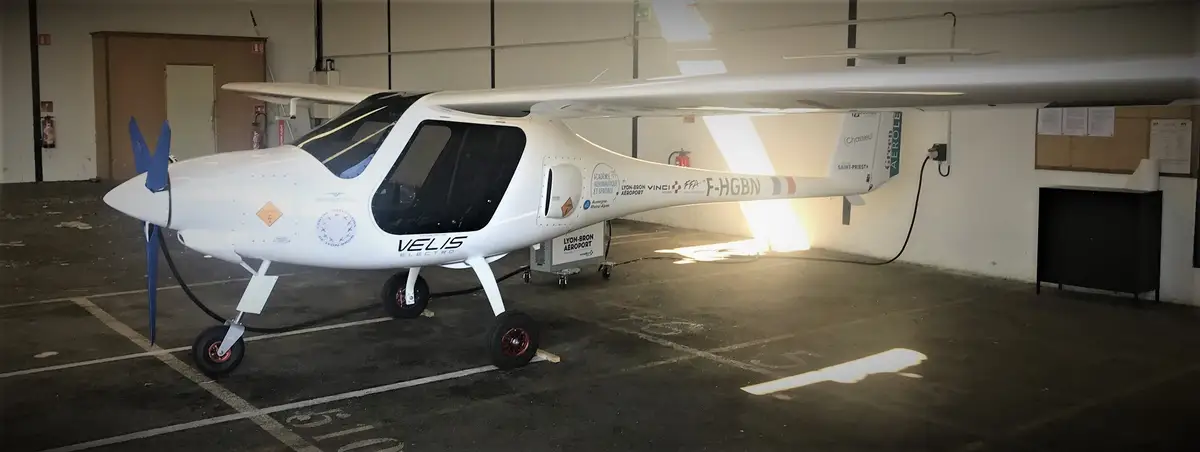 Photo from Aeroclub Du Rhone Et Du Sud-Est's website