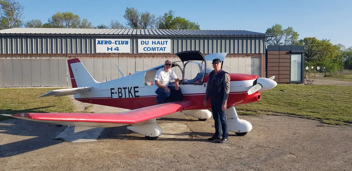 Photo from Aeroclub Du Haut Comtat's website