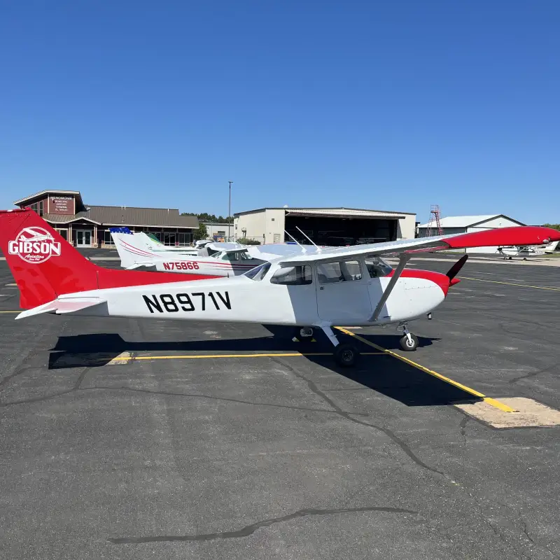 Photo from Gibson Aviation - Eau Claire's website