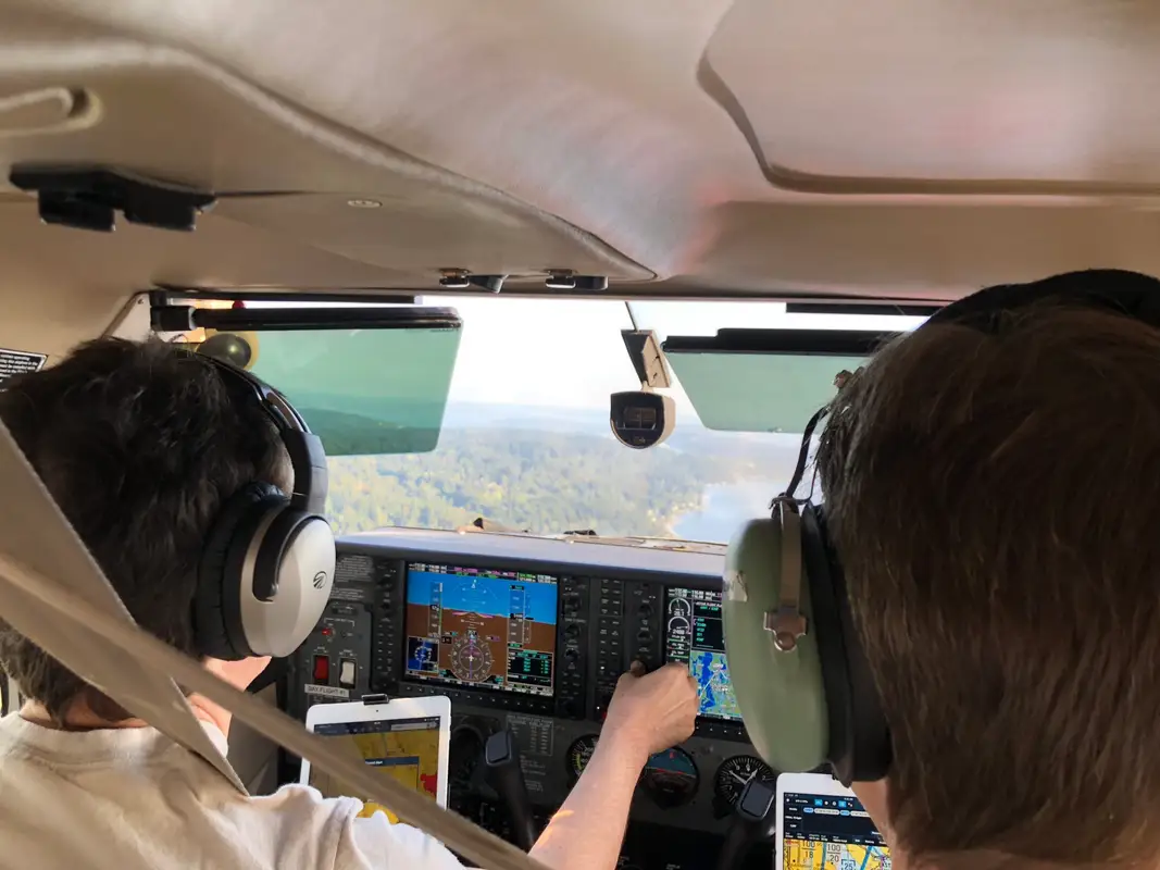 Photo from San Carlos Flight Center's website