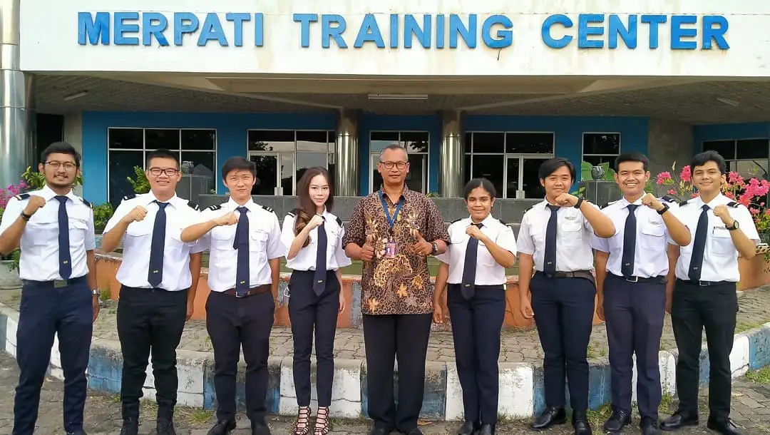 Photo from Merpati Pilot School's website