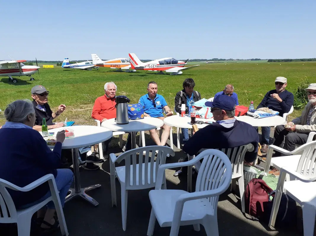 Photo from Aeroclub Rene Mouchotte's website