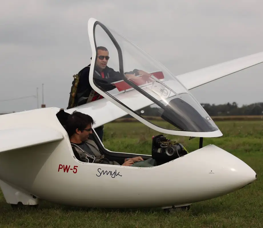 Foto von der Website von Club De Planeadores Rosario (EN Proceso De Adecuacion A La Raac 141)