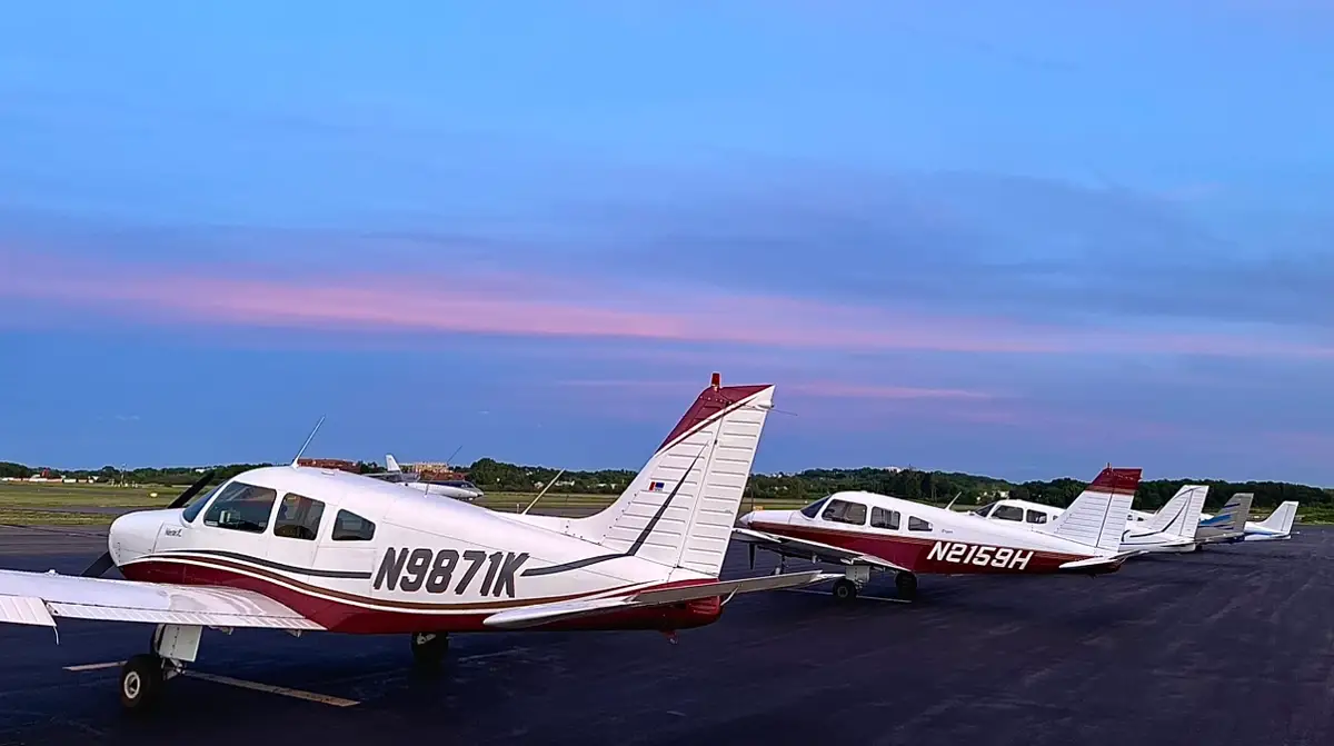 Photo du site web de Beverly Flight Center INC