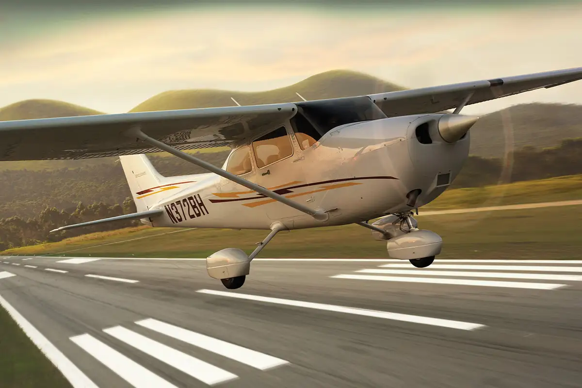 Photo from PL.ATO.065 — Skyway's website