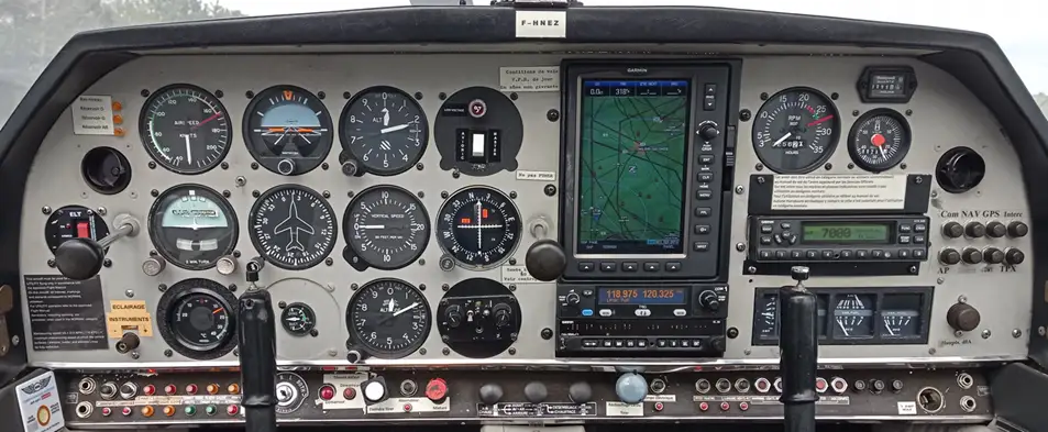 Foto von der Website von AEROCLUB CHALONS ECURY (ex: Farman Clément)