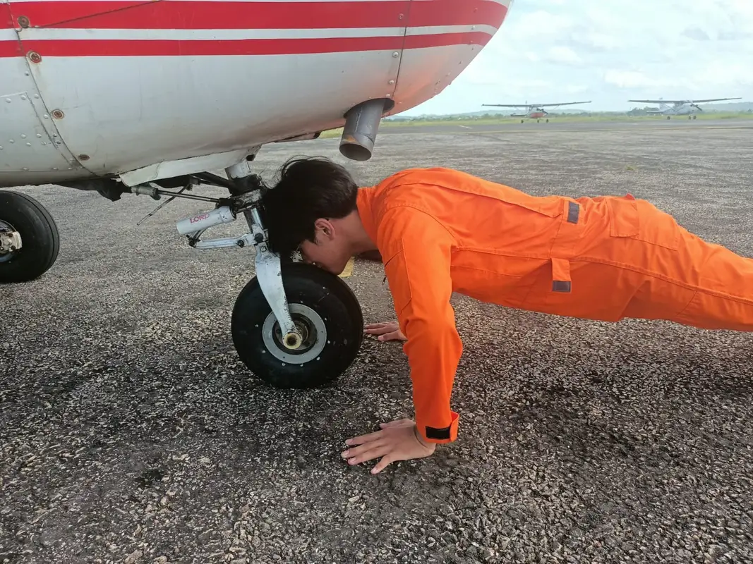 Photo from Merpati Pilot School's website
