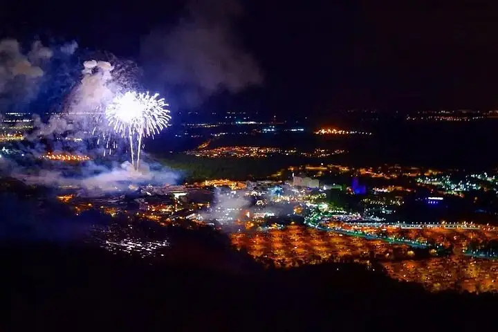 Photo from Maxflight Helicopter Services INC's website