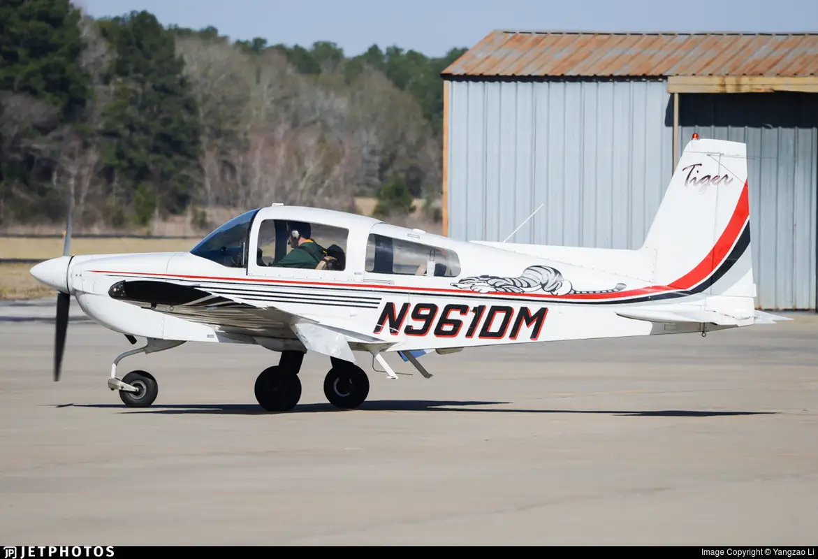 Photo from Flying Tigers Flight School Ltd's website