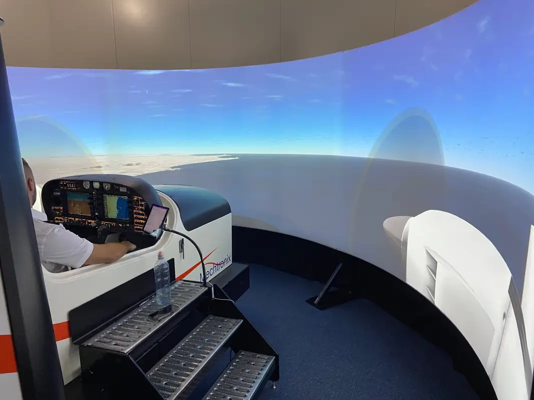 Photo from Australian International Aviation College Pty Ltd's website