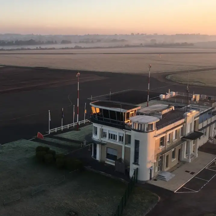Foto von der Website von Centre De Vol A Voile Nivernais