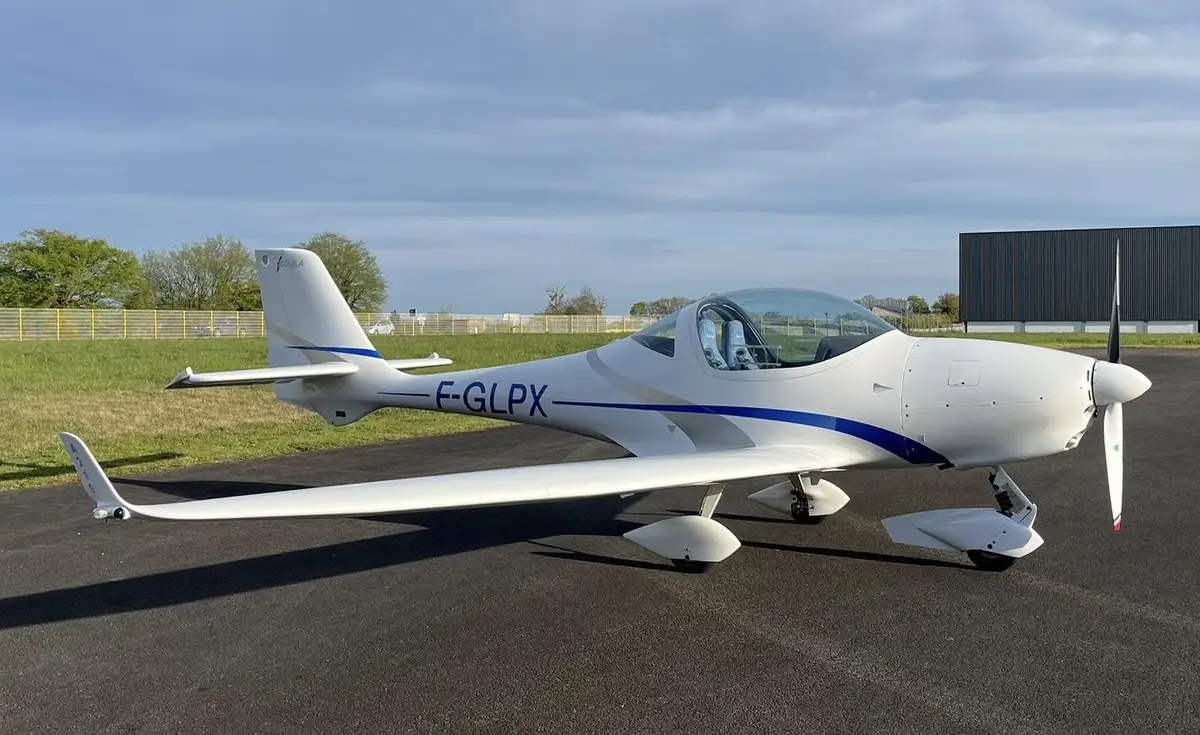 Photo from Aeroclub De La Mayenne's website