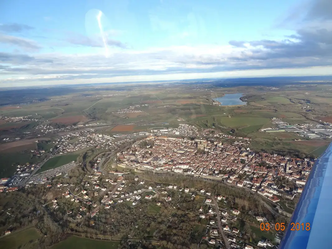 Photo from Aeroclub Langrois's website