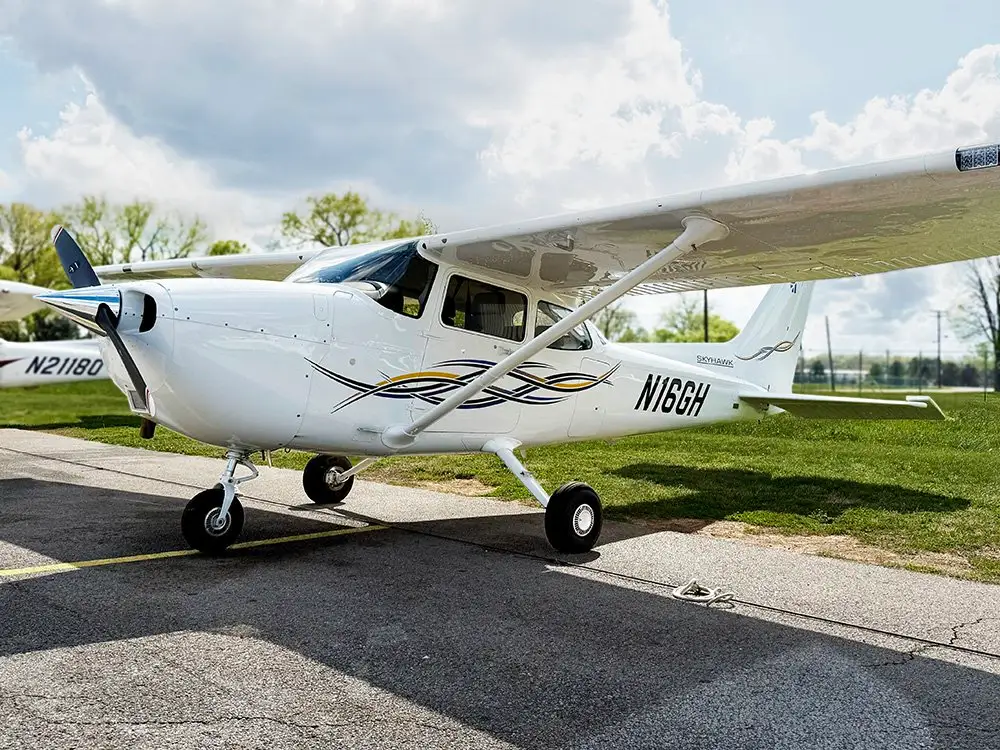 Photo from Wings of Eagles Aviation - Clarksville (CKV)'s website