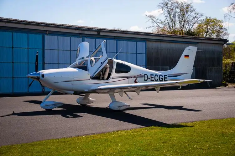 Photo from Advanced Aviation Training GmbH's website