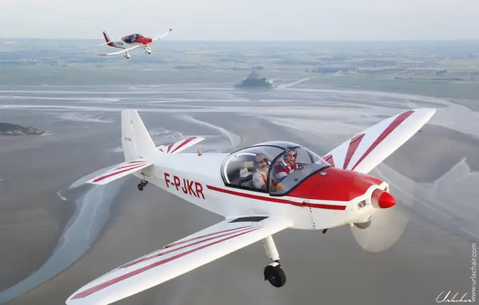 Photo from Aeroclub Des Greves Du Mont Saint Michel's website