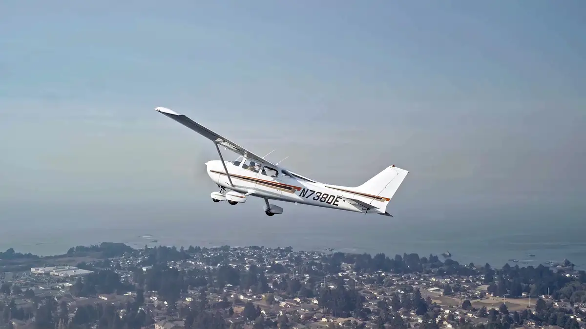 Photo from Brookings Flying Club's website