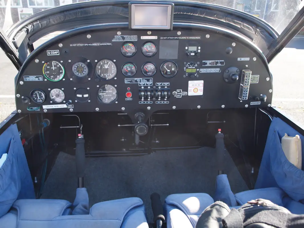 Photo from MainAir Microlight School Ltd's website