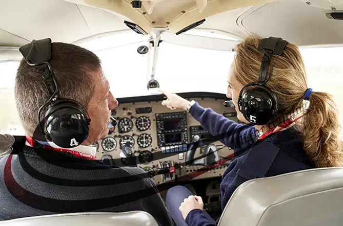 Photo from Auvergne Aero Academie's website