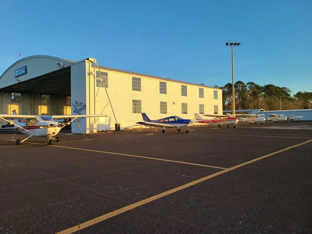 Photo from University Air Center's website