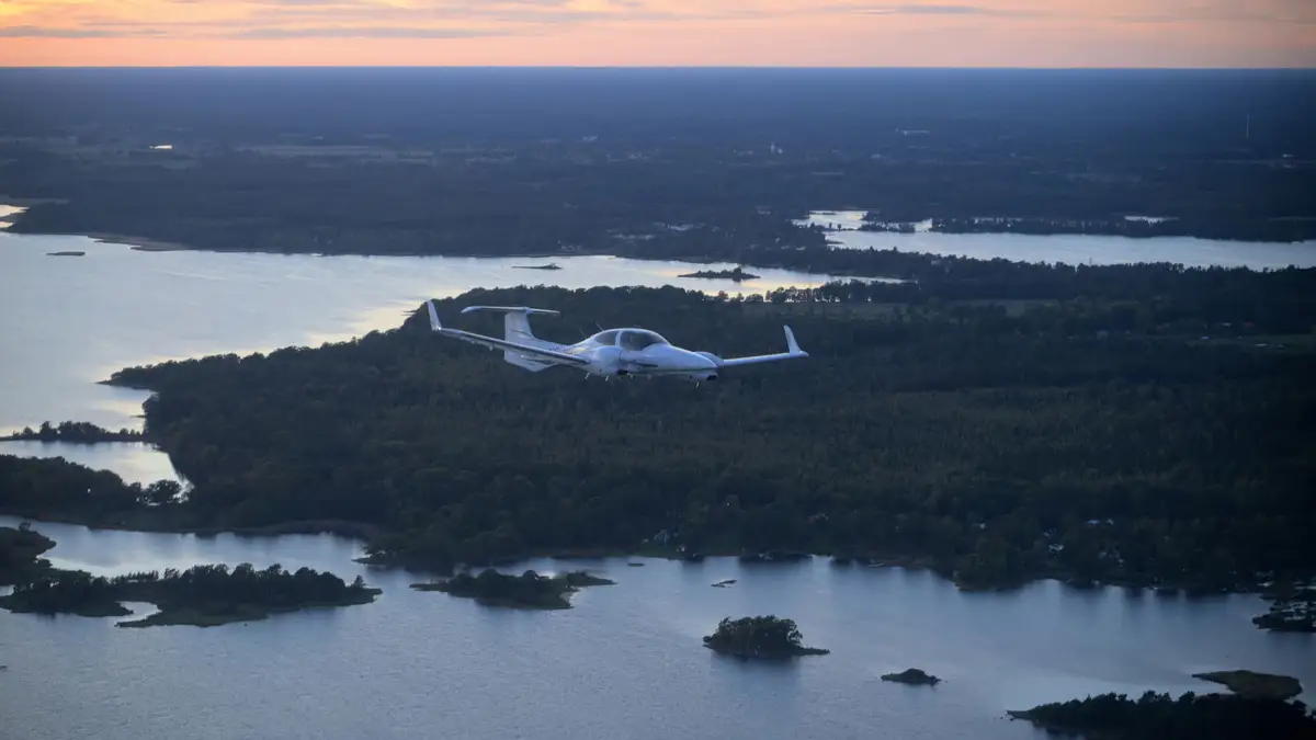 Photo from Diamond Flight Academy Scandinavia AB's website