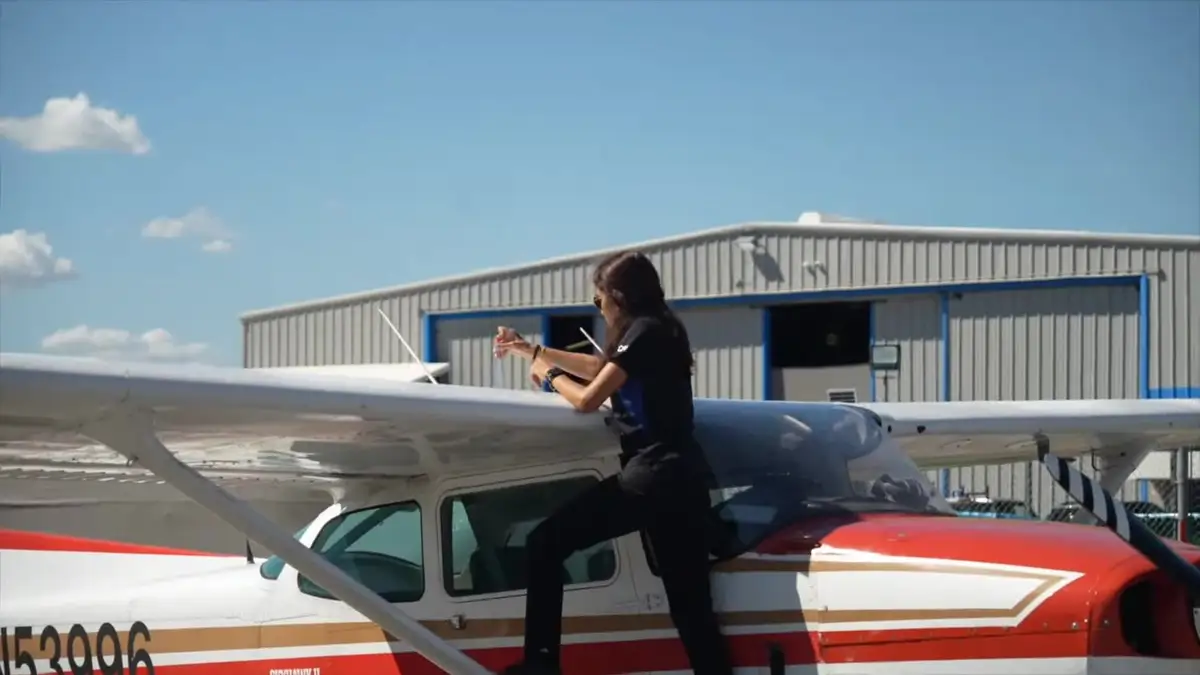 Photo from Flight school's website