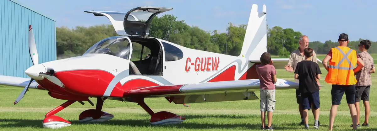 Photo from Morden Flying Club's website