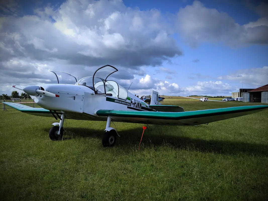 Photo from Aeroclub De Saintes's website