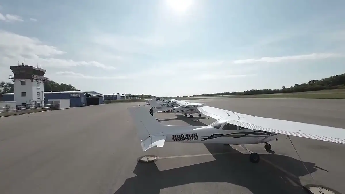 Foto von der Website von Moore Aviation INC