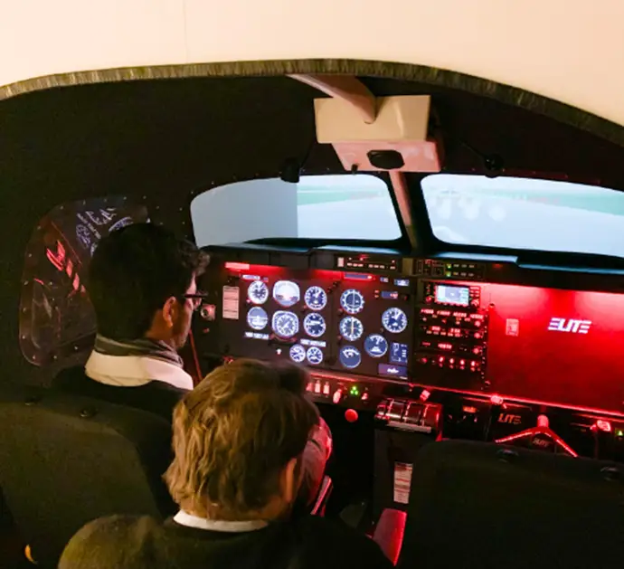 Photo from Flugschule Hamburg GmbH & Co. KG's website