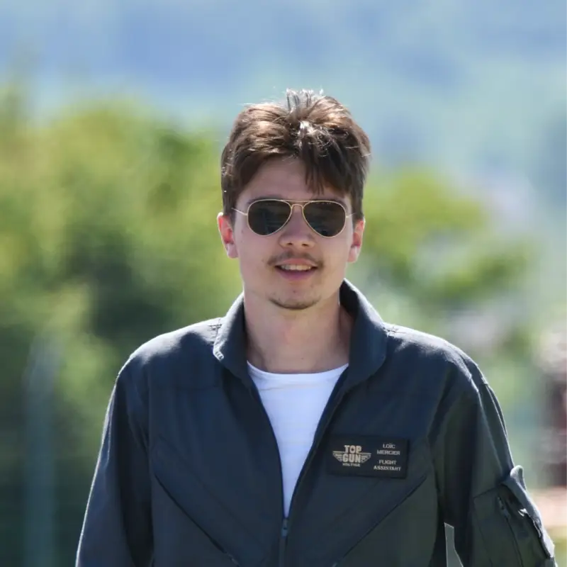 Photo from Top Gun Voltige-Sensation Voltige's website