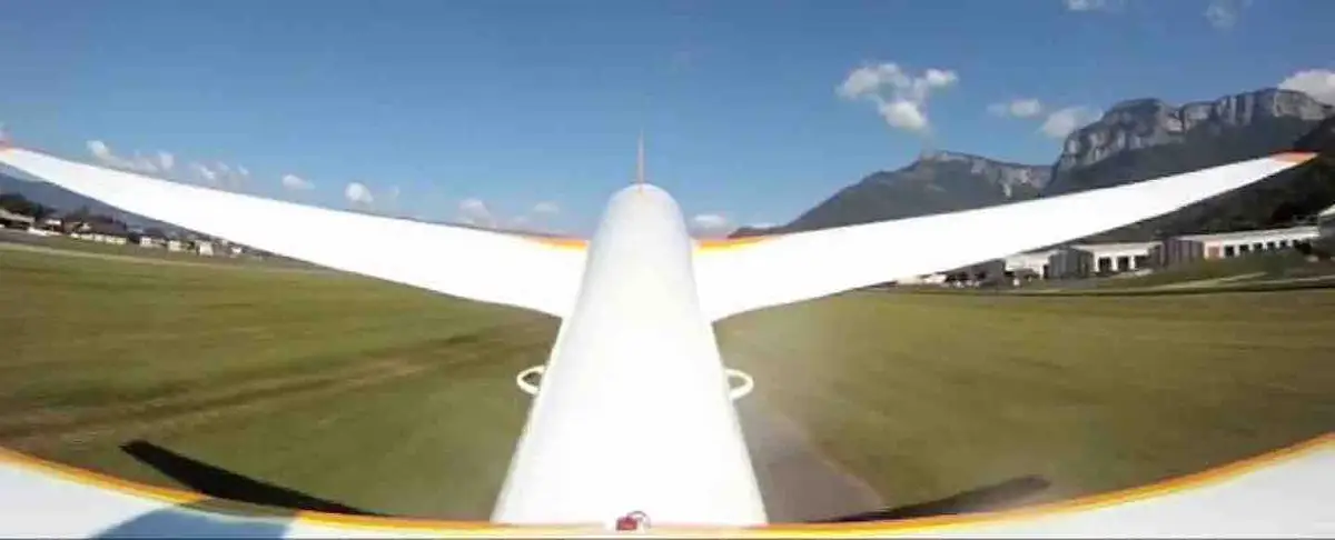Photo from Centre Savoyard De Vol A Voile Alpin's website