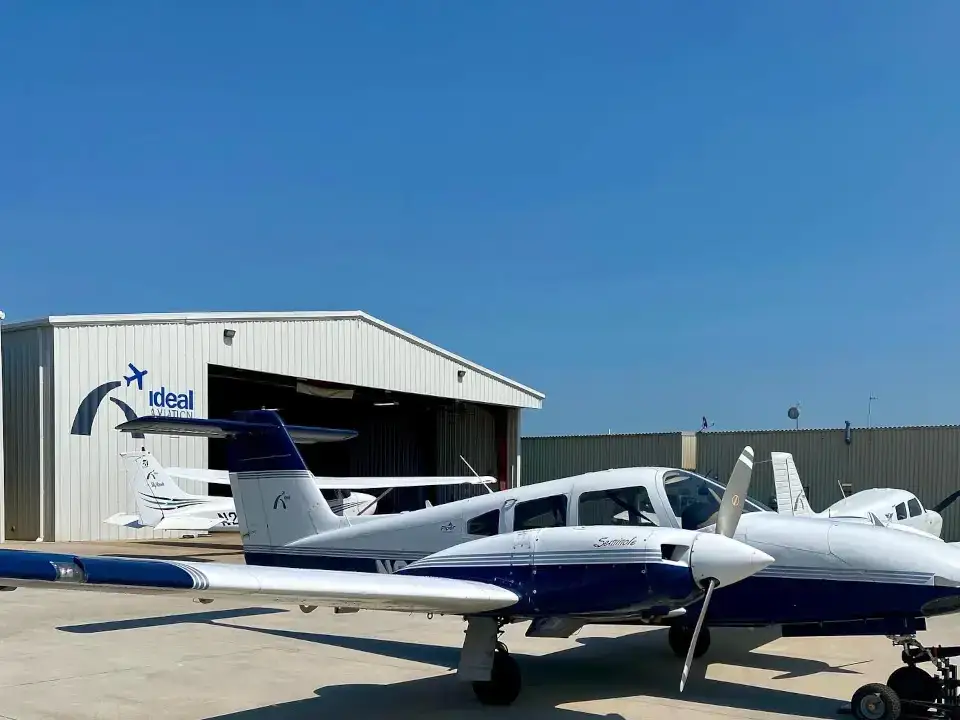 Foto del sitio web de Ideal Aviation