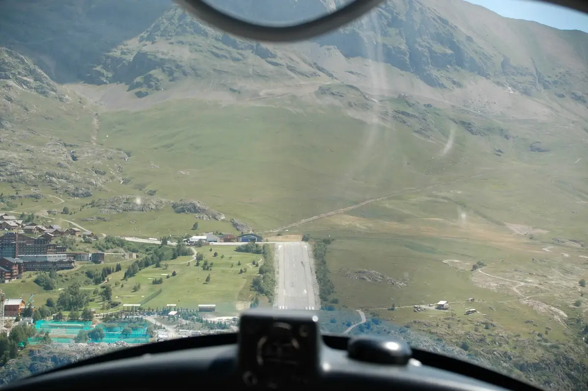 Photo from Ecole De Vol Montagne Evm - Alpe D'Huez's website