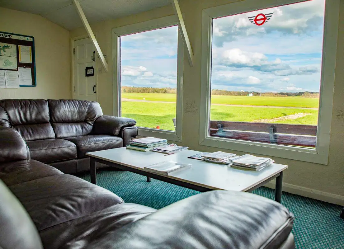 Foto del sitio web de London Transport Flying Club