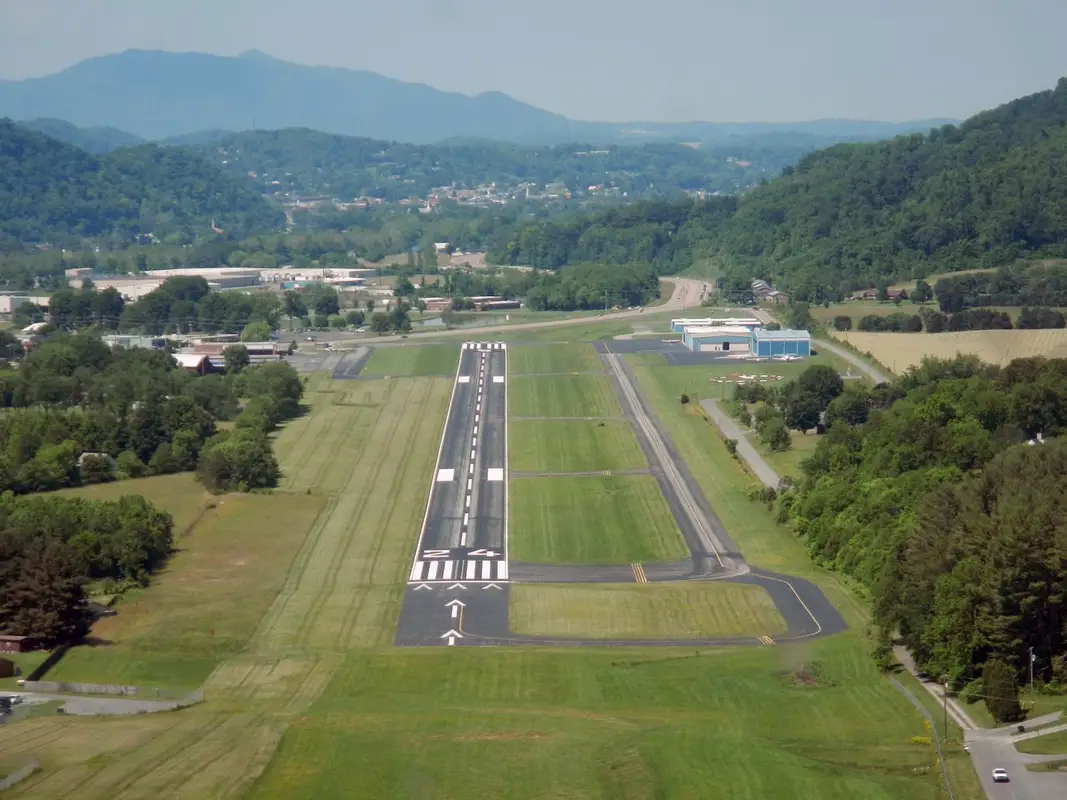 Photo from Tennessee Flight Services's website