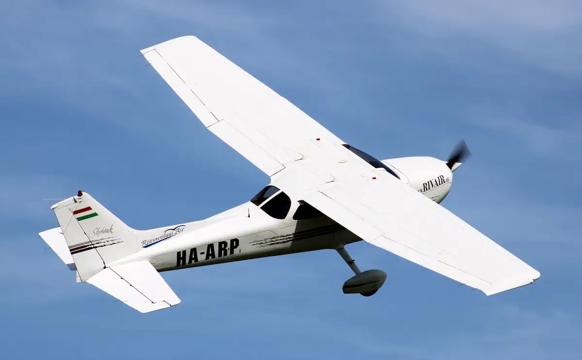 Photo from RV Air Kft's website