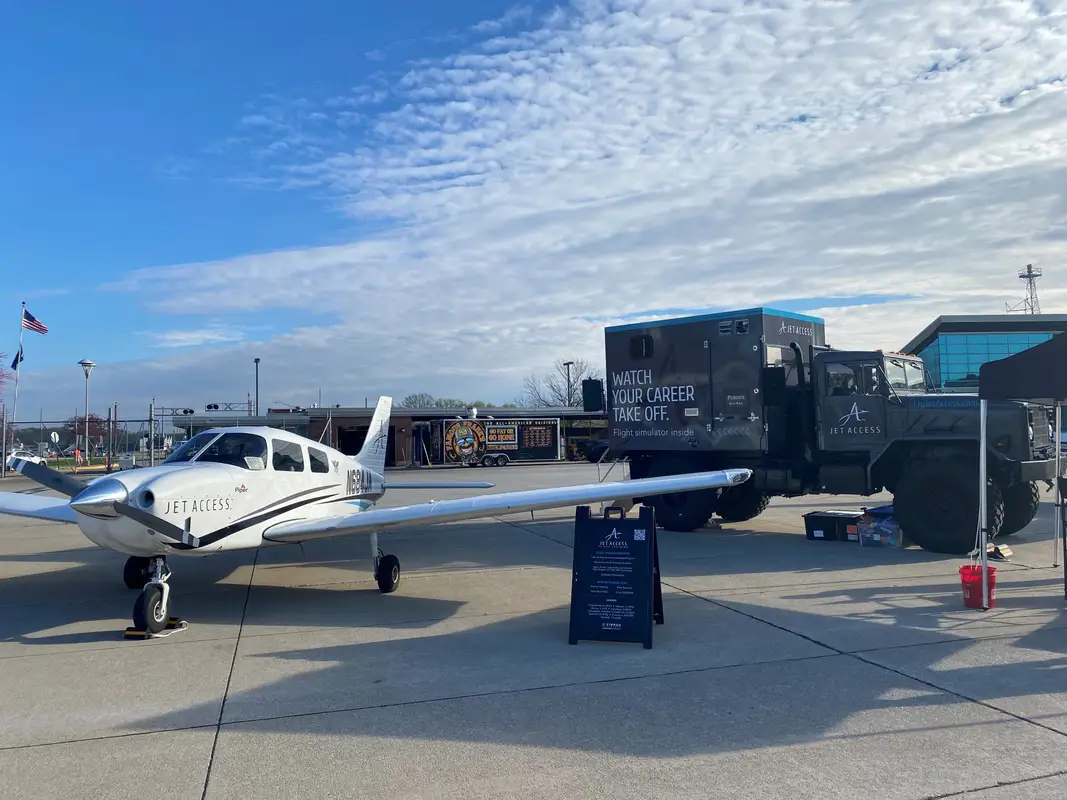 Photo from Jet Access Flight Training – Indianapolis Regional Airport's website