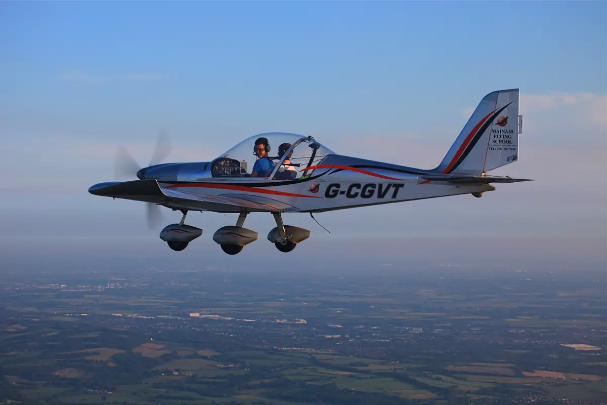 Photo from MainAir Microlight School Ltd's website