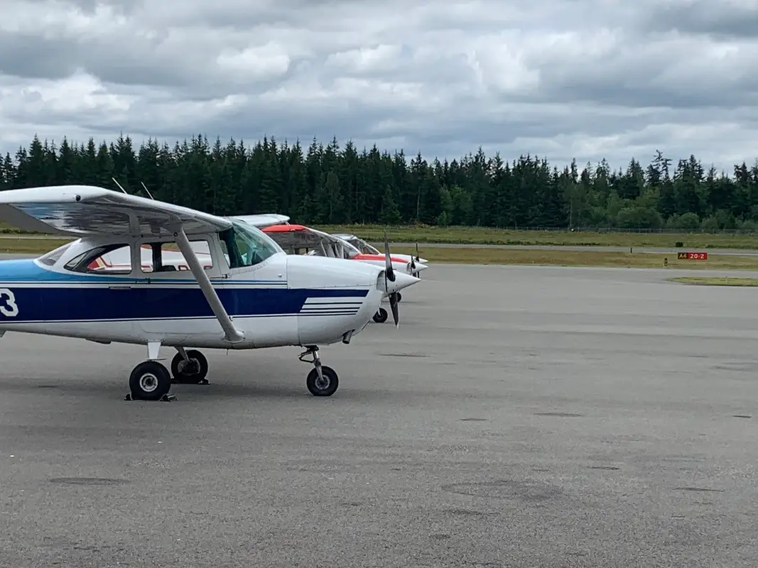 Photo from Avian Flight Center INC's website