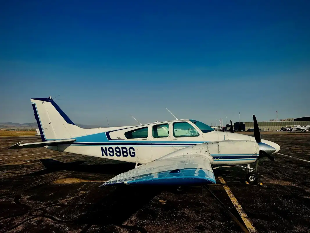 Foto del sitio web de The Flying School - Loveland
