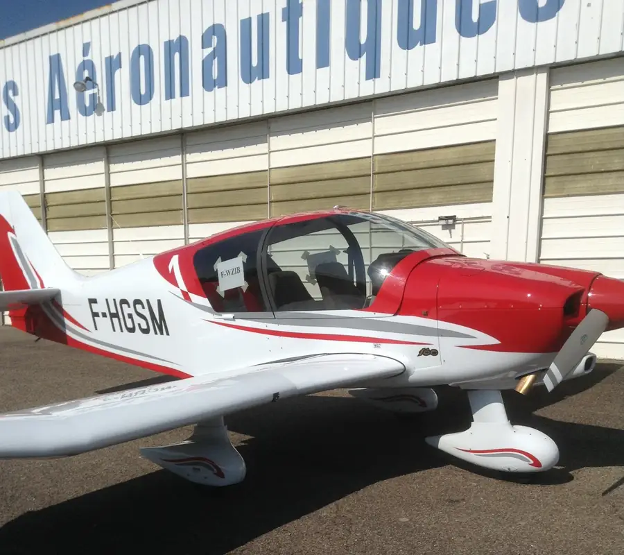 Photo from Aeroclub Des Greves Du Mont Saint Michel's website
